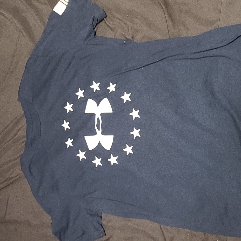 Under Armour tee